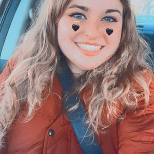 Meet your Posher, Hannah